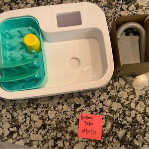 Lovevery sink with brand new pump